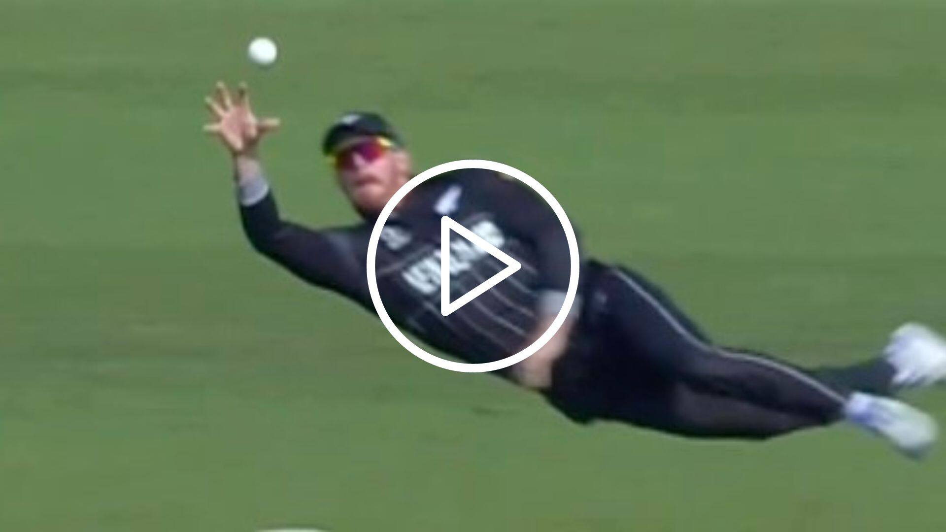 [Watch] Glenn Phillips Superman-Dives To His Right In Brilliant Fielding Attempt In NZ-SA